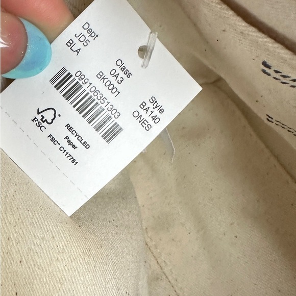 J. CREW MINI MONTAUK LEATHER MICRO CROSSBODY TOTE PURSE BAG BA140 BLACK NWT - Picture 7 of 11